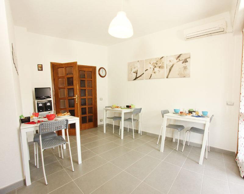 مبيت وإفطار إِمبولي La Terrazza المظهر الخارجي الصورة